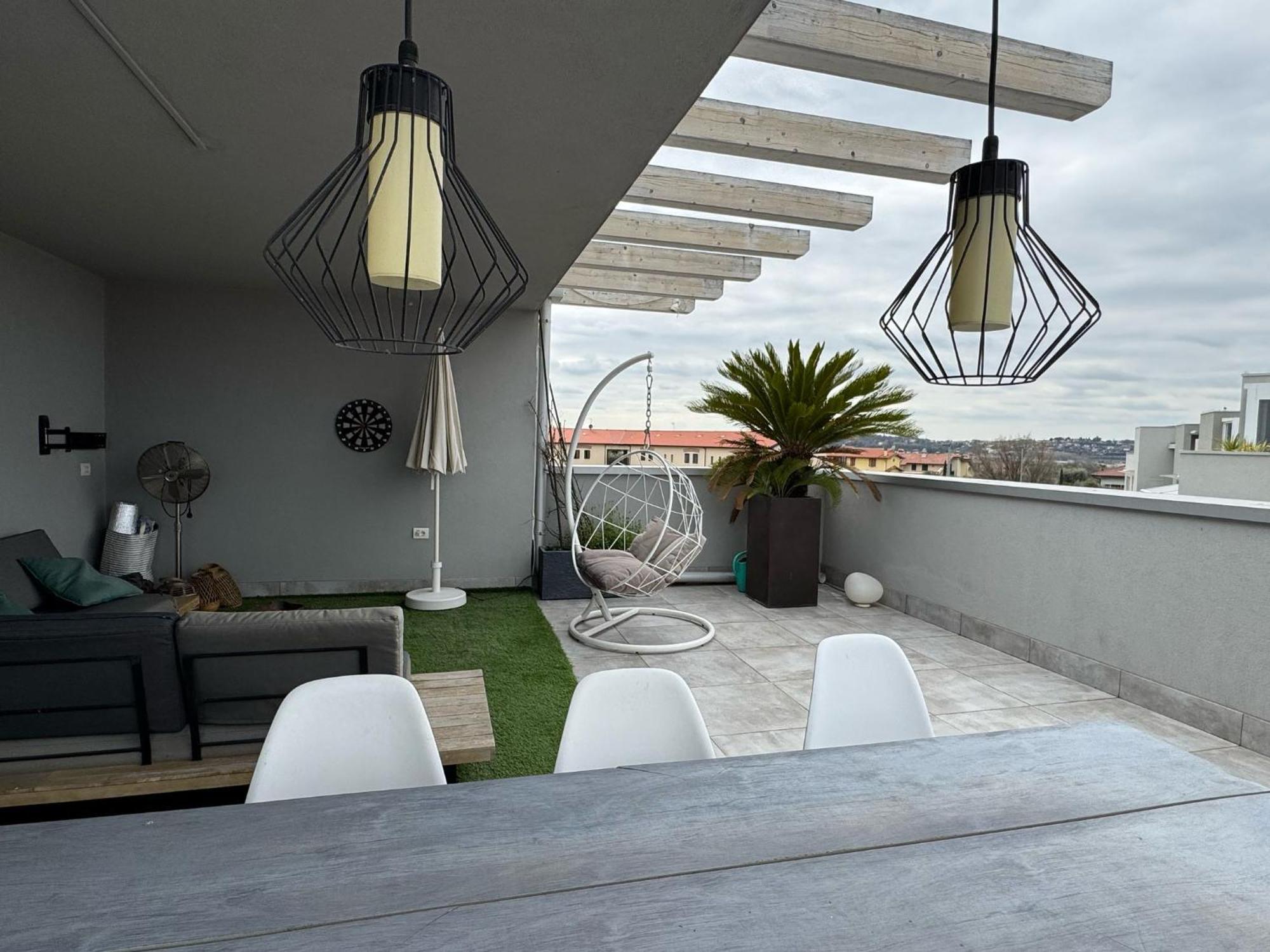 The Jazz Terrace - Relaxing Place With Pool Пескьера-дель-Гарда Экстерьер фото